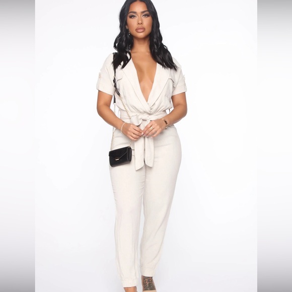 Fashion nova “problem free” utility jumpsuit. BRAND NEW WITH TAGS - Picture 2 of 5
